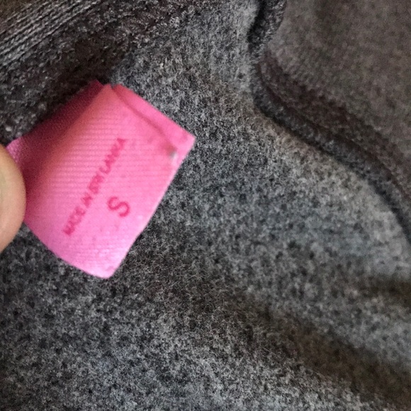 Victoria’s Secret pink zip up sweatshirt small - Picture 3 of 3